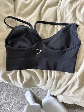Gymshark Black Seamless Light Support Sports Bralette